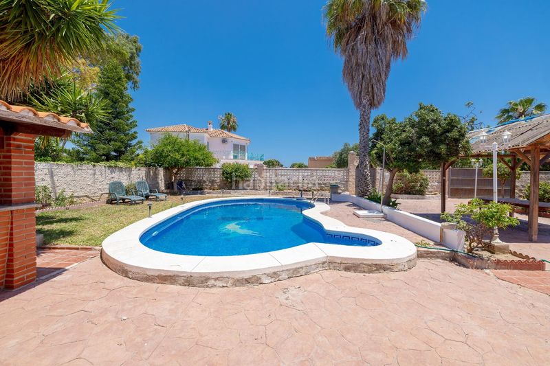 Foto b9a60ec4-6a39-4156-b728-a23fed418ffe. Xalet amb aparcament piscina a Churriana - El Pizarrillo - La Noria - Guadalsol Málaga