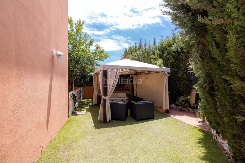 Foto 82f3df40-f766-4086-82e8-947389877d1a. Casa aparellada amb aparcament a San Alberto - La Alcubilla - Florisol Málaga