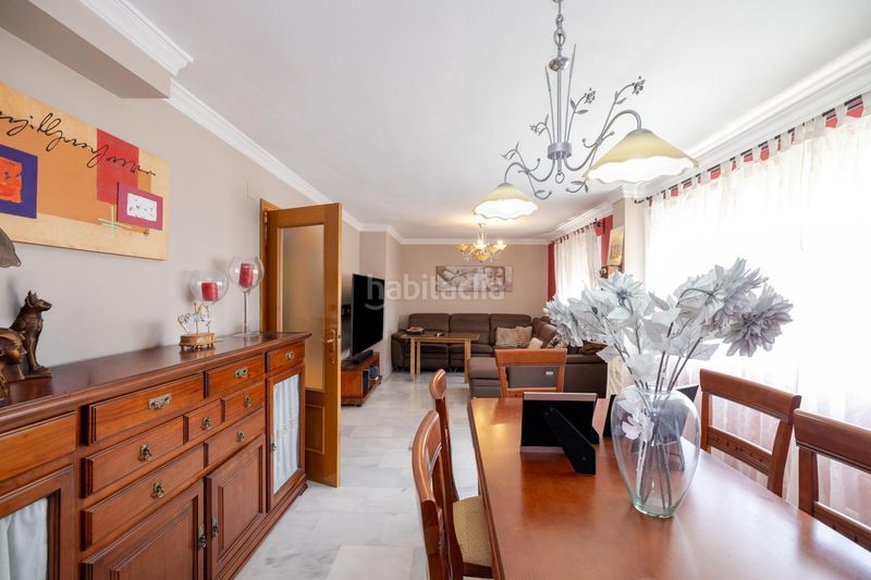 Foto 9052a1a4-cc92-4722-a159-b92a873ef8a1. Casa aparellada amb aparcament a San Alberto - La Alcubilla - Florisol Málaga