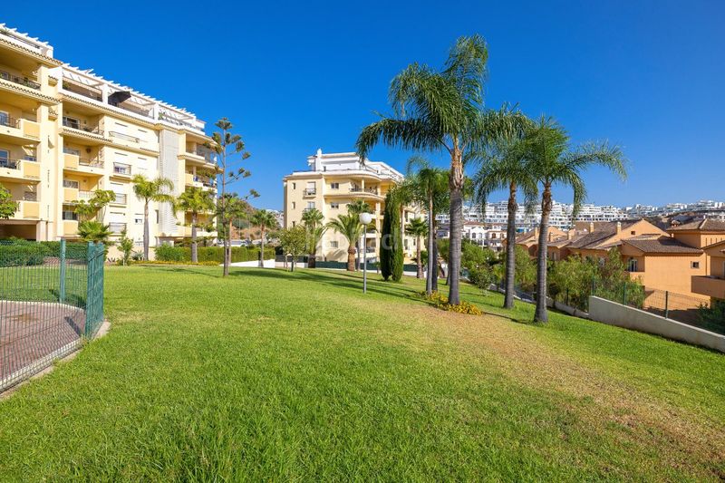 Foto 540dce00-ded3-4f55-9f3c-5cdb257e1a41. Pis amb aparcament piscina a la cala Mijas Mijas