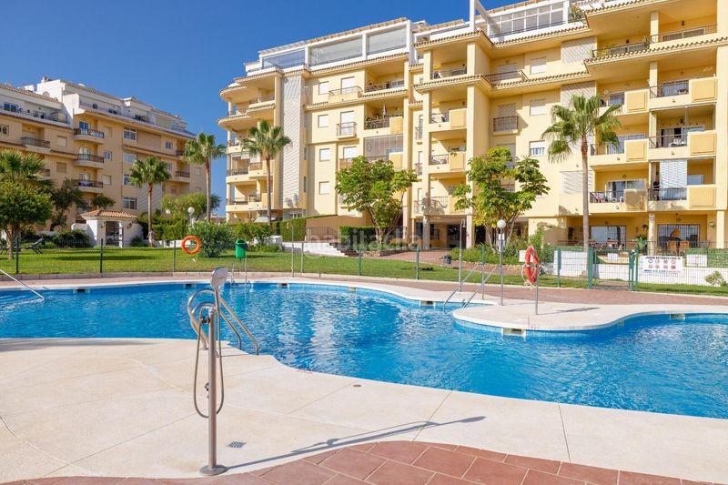 Foto 74c9b36d-194b-4a1e-9bd2-1abdf0ce48a8. Pis amb aparcament piscina a la cala Mijas Mijas
