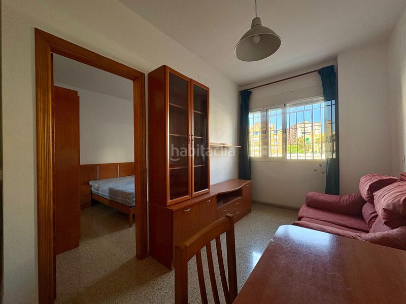 Foto acd25361-a053-4827-8b30-1ffbded3bac9. Apartament a Parque Victoria Eugenia Málaga