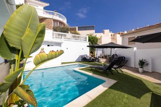 Maison jumelée à Calle SERRANO PARRES