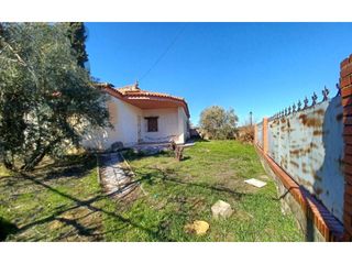 Chalet  Urbanizacion el arenal. Chalet en venta en alhendín