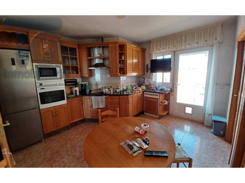 Foto b22629f9-8091-4948-b395-c1156d914fa5. Casa adossada amb calefacció aparcament a Dúrcal