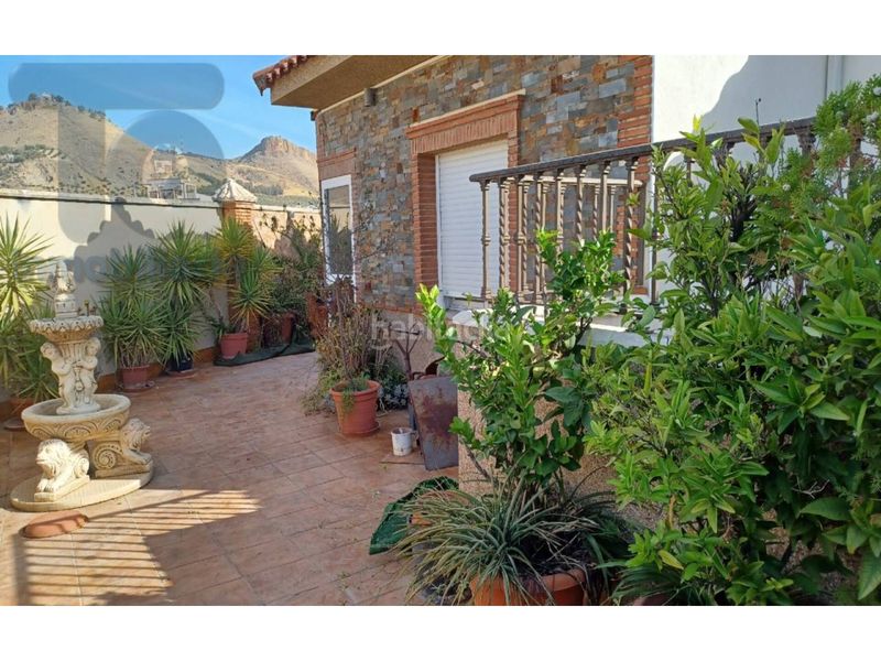 Foto 6d428984-35fc-44d0-bc82-e262721ccfa5. Àtic amb aparcament piscina a Atarfe