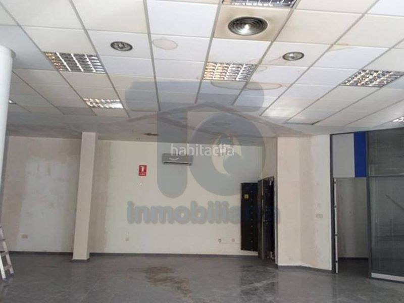 Foto ae2fbc8b-f913-4c59-89bc-280b30ddb30f. Edificio  en venta en Guadix