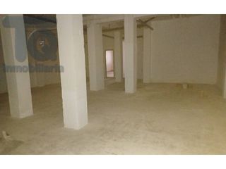 Local Comercial en Avenida Constitución