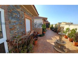 Attique  Avenida andalucia. Casa en venta en atarfe