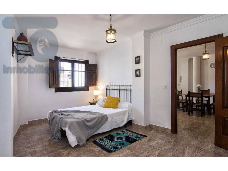 Foto 59a6d343-1924-405a-afd7-e3654fb61014. Casa pareada  en venta en San Ildefonso hospital real18010 en Granada