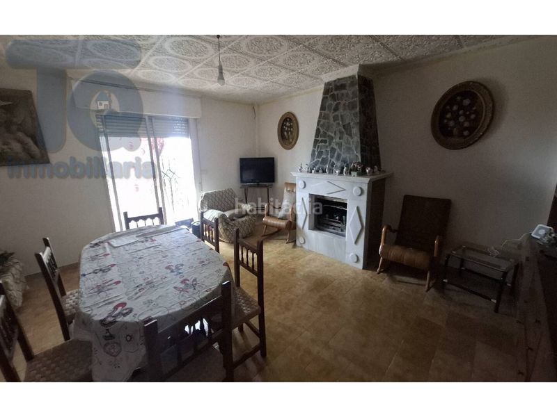 Foto e3d42843-51b3-44d1-b423-691b38ce1b02. Masia amb aparcament piscina a Cogollos de la Vega