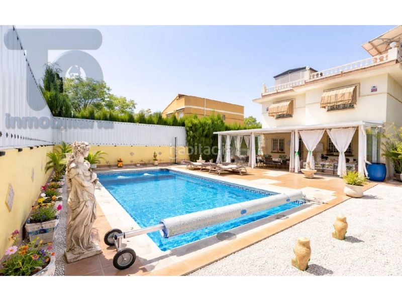 Foto 419eb32d-70b3-4113-bb69-41e41b60c87e. Casa amb calefacció aparcament piscina a Albolote
