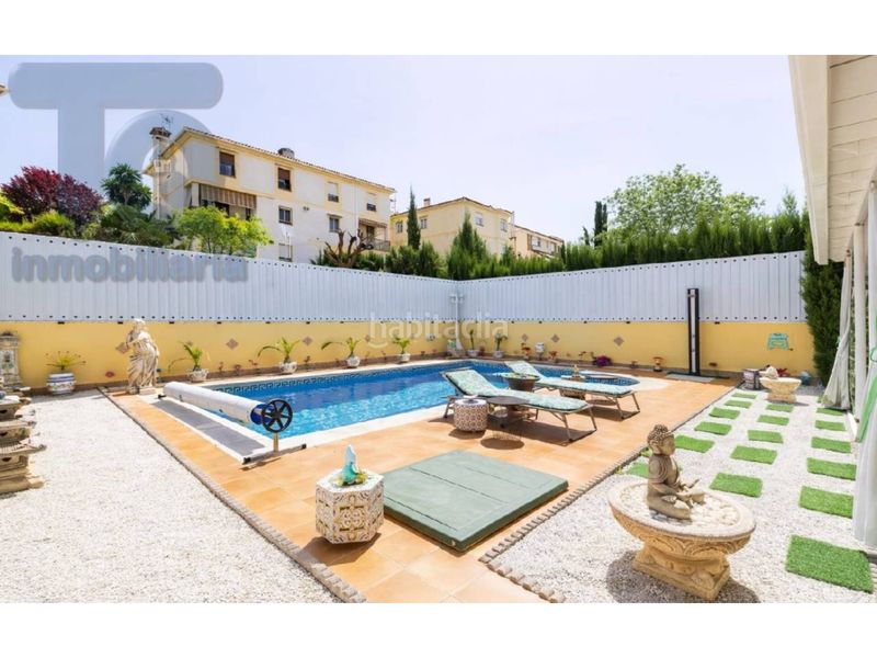 Foto 4ee734c8-fdb7-4508-a04c-dc2baf24d561. Casa amb calefacció aparcament piscina a Albolote