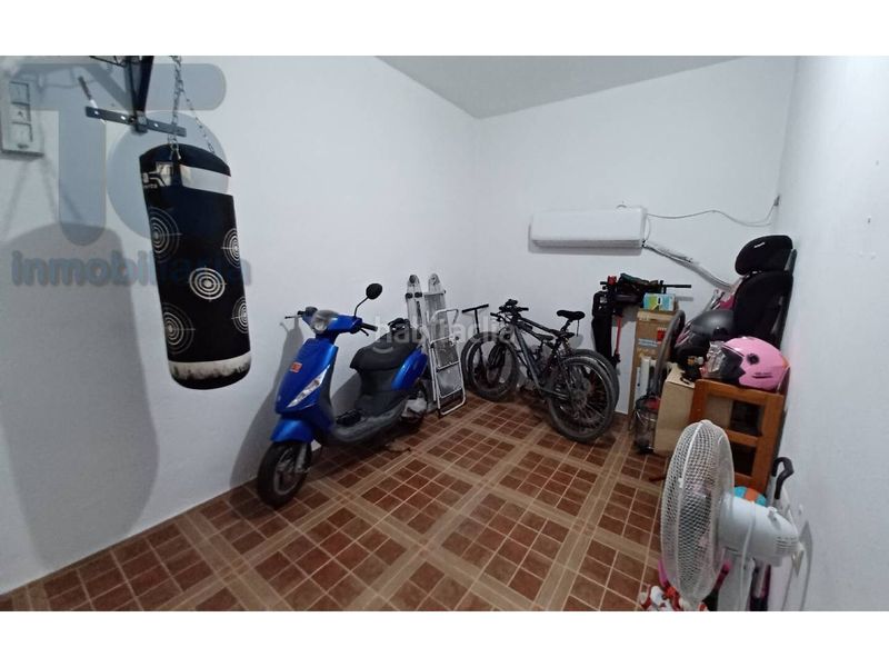 Foto fb483a14-bb25-4b8c-9810-7500f98f55e8. Casa adossada amb calefacció aparcament a Carretera de Granada-La Alcazaba Alhendín