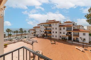 Etagenwohnung en Zona Centro Comercial Torrequebrada. tu vida junto al mar empieza aqui!