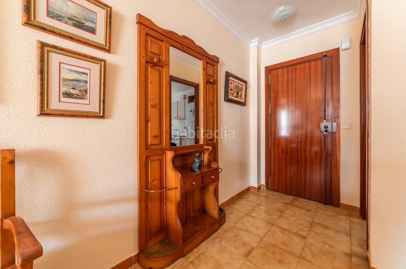 Foto a28faf20-6de6-4c33-afaf-9d7229a7a213. Piso ¡tu vida junto al mar empieza aqui! en Zona Centro Comercial Torrequebrada Benalmádena