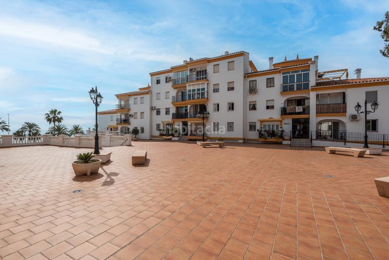 Foto ef306f17-5ba8-456d-ad42-20109539e5ab. Piso ¡tu vida junto al mar empieza aqui! en Zona Centro Comercial Torrequebrada Benalmádena