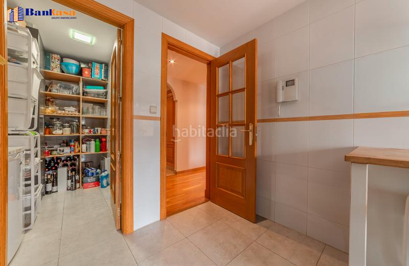 Foto 0db7785a-9413-46a2-820b-10a6ffd93638. Doppelhaus mit kamin parking pool in Pinares de San Antón Málaga