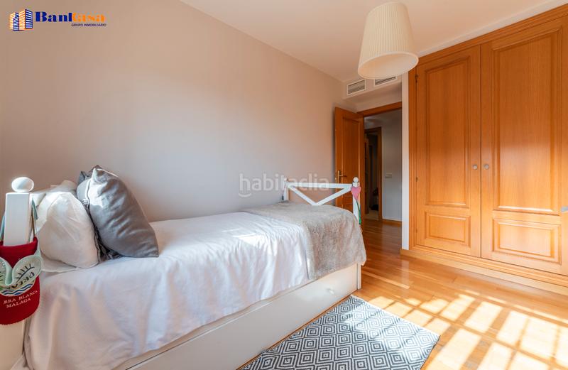 Foto 23174794-8c5f-4319-b7dd-ef584638ed08. Doppelhaus mit kamin parking pool in Pinares de San Antón Málaga