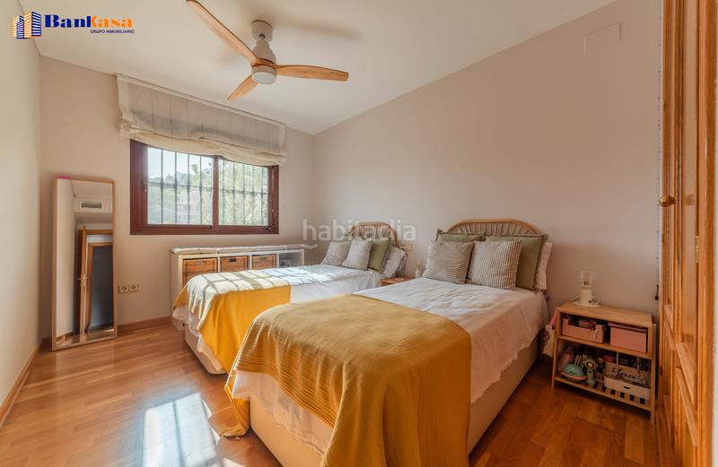 Foto 3fd79fb3-ed22-4c83-81e9-47ed677f6ede. Doppelhaus mit kamin parking pool in Pinares de San Antón Málaga