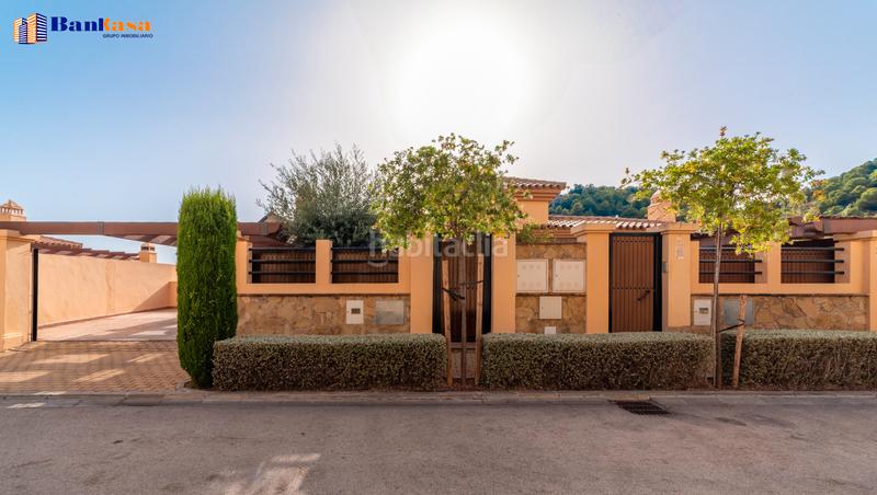 Foto 8bdda67a-90a4-4b45-b7fe-cd328a5685fa. Doppelhaus mit kamin parking pool in Pinares de San Antón Málaga