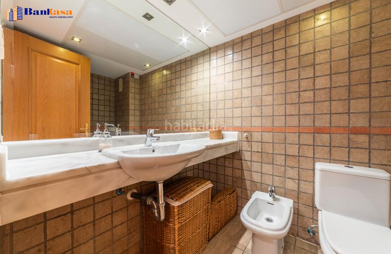 Foto a1a8c1ce-d99e-428d-980b-ae49b8c6030d. Doppelhaus mit kamin parking pool in Pinares de San Antón Málaga