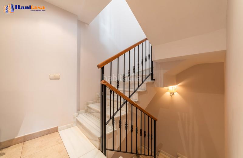 Foto e0c972fa-524d-4430-93bd-236425356c20. Doppelhaus mit kamin parking pool in Pinares de San Antón Málaga