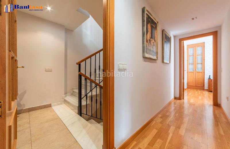 Foto f552fb4f-f188-4e06-9566-fb479500fdda. Doppelhaus mit kamin parking pool in Pinares de San Antón Málaga