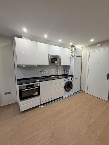 Foto 1772ac00-c2fd-42af-9dfd-312024ec95f5. Alquiler piso ?? alquiler de apartamento acogedor – edificio scala 2000 (junto a el corte inglés) en Málaga