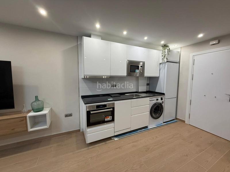 Foto 28ce6a04-579a-4637-a83b-624a54eab39d. Alquiler piso ?? alquiler de apartamento acogedor – edificio scala 2000 (junto a el corte inglés) en Málaga