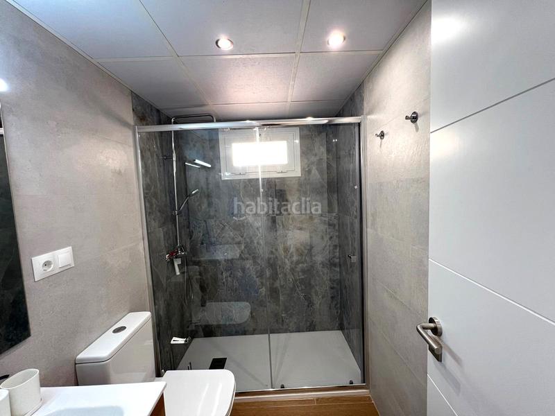 Foto 40e0bf81-fff6-48b2-a5bc-11bfe84423bb. Affitto appartamento con piscina in Manantiales-Estación de Autobuses Torremolinos