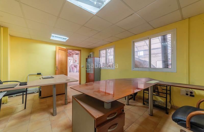 Foto 63f88adc-d2b0-4387-a470-a7cf1a5a5a2e. Alquiler nave industrial nave cercana a puerto de la torre en Málaga