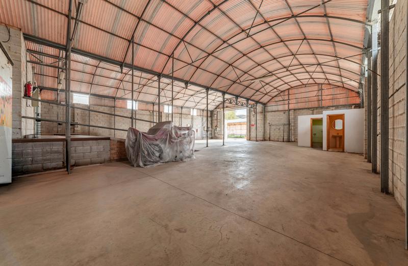 Foto 21496b76-0534-4fb2-9ab0-7b635a090f76. Location bâtiment à usage industriel dans El Cortijuelo Málaga