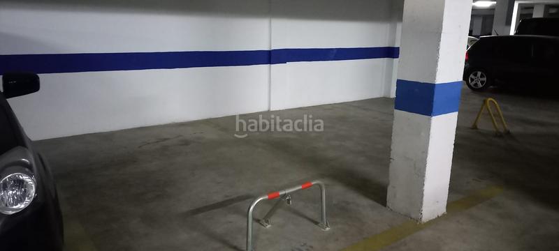 Foto f11aa344-1394-42b5-918b-36bf5fda7507. Parking coche en avenida alicia larrocha 17 se vende aparcamiento en parque litoral en Málaga