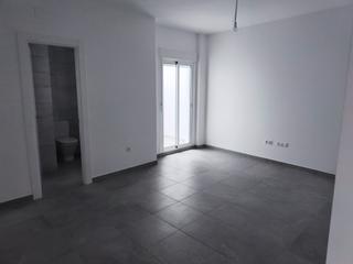 Pis a Calle antequera 47. Oportunidad tipo loft