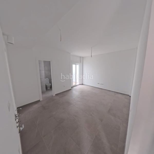 Foto 60d397f2-bedc-43d0-b5df-5d42dbf5123e. Appartamento in calle antequera 47 in Coín