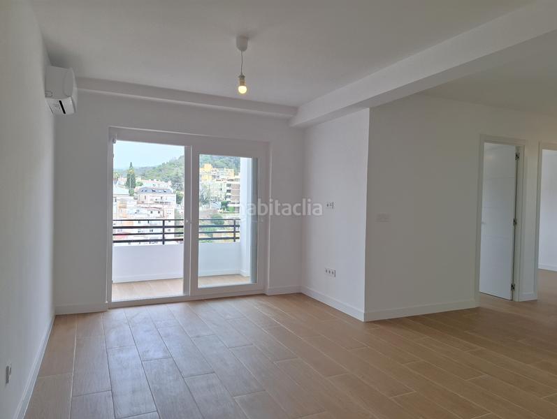 Foto 5bbe8413-ee81-436e-bf30-111213c77099. Piso en Gibralfaro Málaga
