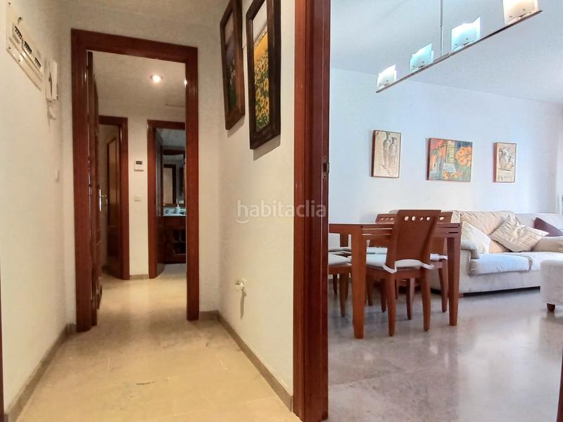 Foto 2e2aa5bb-a07b-480b-8086-bda54f9c4aa1. Etagenwohnung mit pool in Girón - Las Delicias Málaga