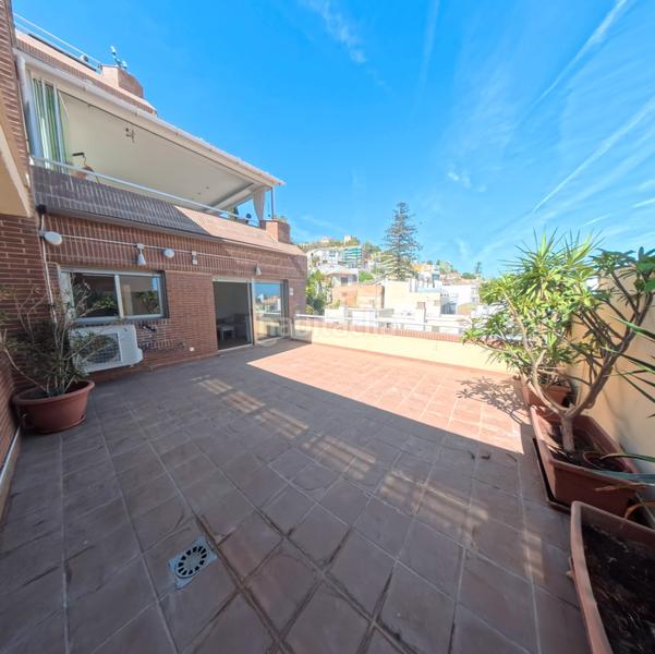 Foto fdba41e3-3844-4052-aff0-d3294983aef5. Flat with parking pool in Pedregalejo - Morlaco Málaga