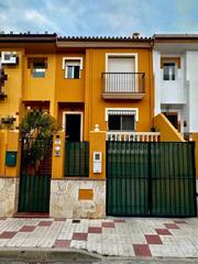 Casa pareada  Calle montecillo