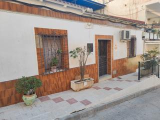 Casa aparellada  Calle ojén