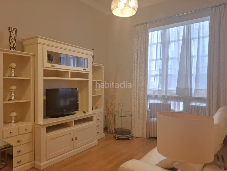 Foto 2ad8e47e-3a89-4fae-931d-677da37974c5. Lloguer pis a Centro Histórico Málaga