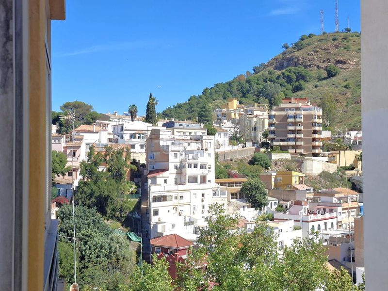 Foto 4f2a6ebc-14ff-4716-bee4-e9017f8a3bcb. Pis a Gibralfaro Málaga