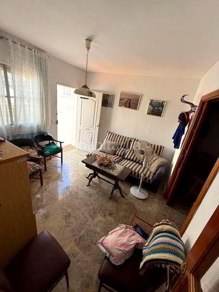 Foto 0a906414-c768-4a45-8113-fa96a5c11791. Casa adosada costas ideal adosado para vivir junto al mar. en Chilches