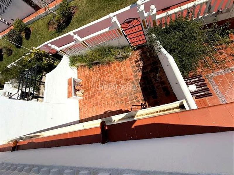 Foto 1f5af0e8-0bb7-41ac-b7be-120b1663a037. Casa adosada costas ideal adosado para vivir junto al mar. en Chilches
