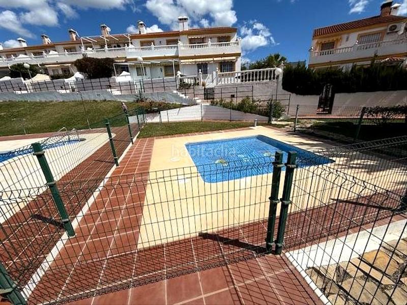 Foto 67d50f80-e658-4f3f-a040-caf95651d029. Casa adosada costas ideal adosado para vivir junto al mar. en Chilches