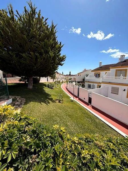 Foto 9c0c8a1a-c9e3-4443-b143-0de9105385ce. Casa adosada costas ideal adosado para vivir junto al mar. en Chilches