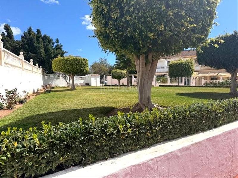 Foto b43c403e-c607-46fc-b05d-a0662bee79a0. Casa adosada costas ideal adosado para vivir junto al mar. en Chilches