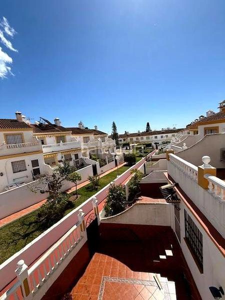 Foto b49fd491-11fc-430e-a530-c30937eac9fe. Casa adosada costas ideal adosado para vivir junto al mar. en Chilches