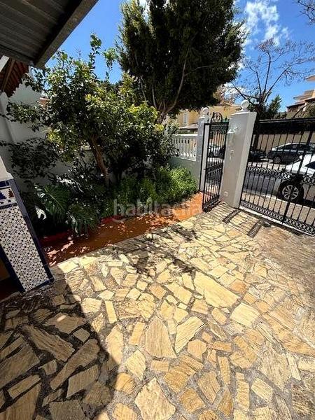 Foto c508fd9f-c51b-47d7-9f1d-463ef08e81d8. Casa adosada costas ideal adosado para vivir junto al mar. en Chilches